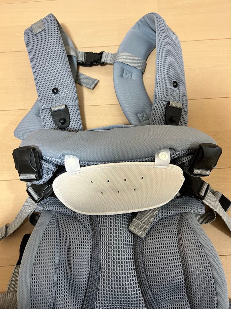 Aprica 抱っこ紐　ラクリス　2024購入　試着のみ