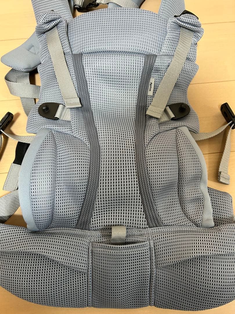 Aprica 抱っこ紐　ラクリス　2024購入　試着のみ