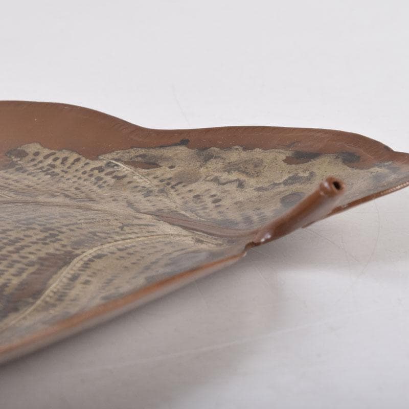 高岡銅器　西村義光作　鋳銅　葉形　盆　共箱　V　8542