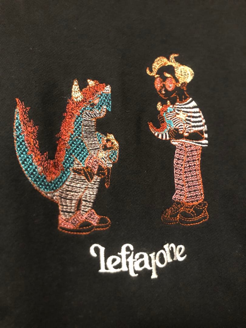 LeftAlone POP-UP限定トレーナー