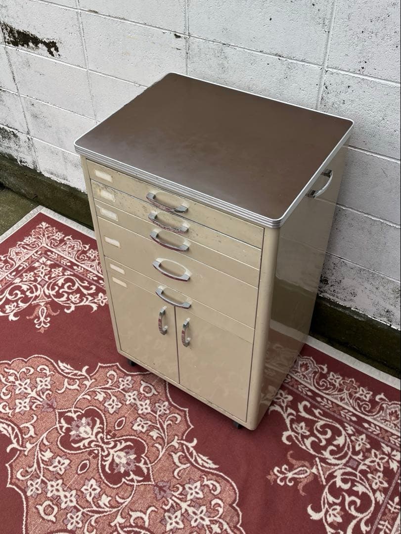 ビンテージ古家具◾️インダストリアル スチール製 デンタルキャビネット 収納棚