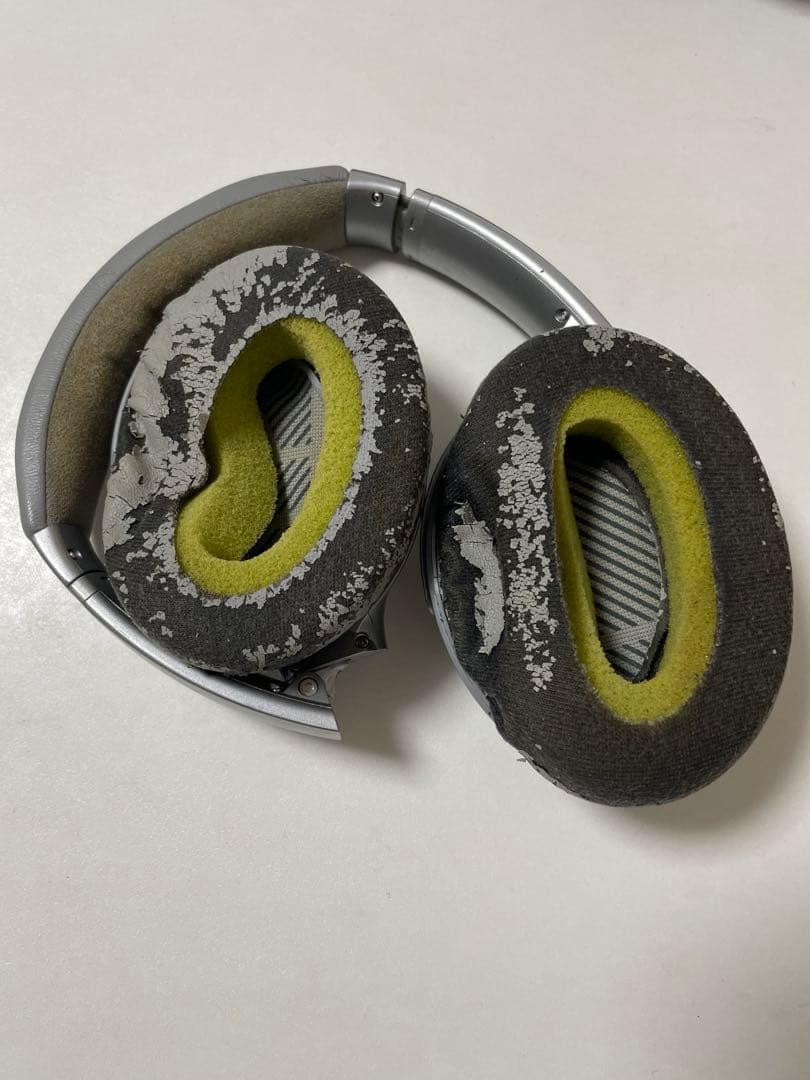 Bose QuietComfort 35 ワイヤレスヘッドホン 箱 説明書付 銀