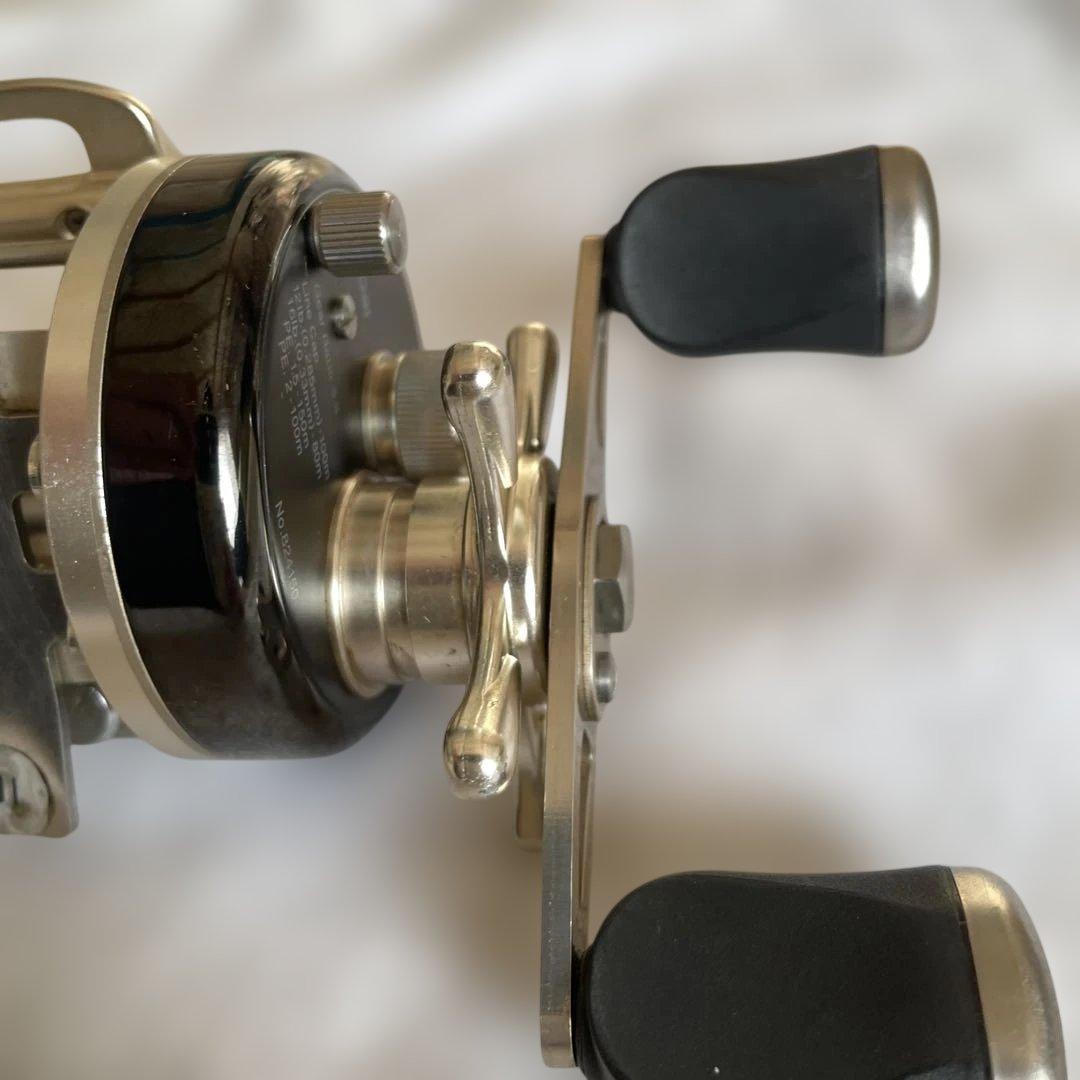 リール RYOBI VARIUS F300