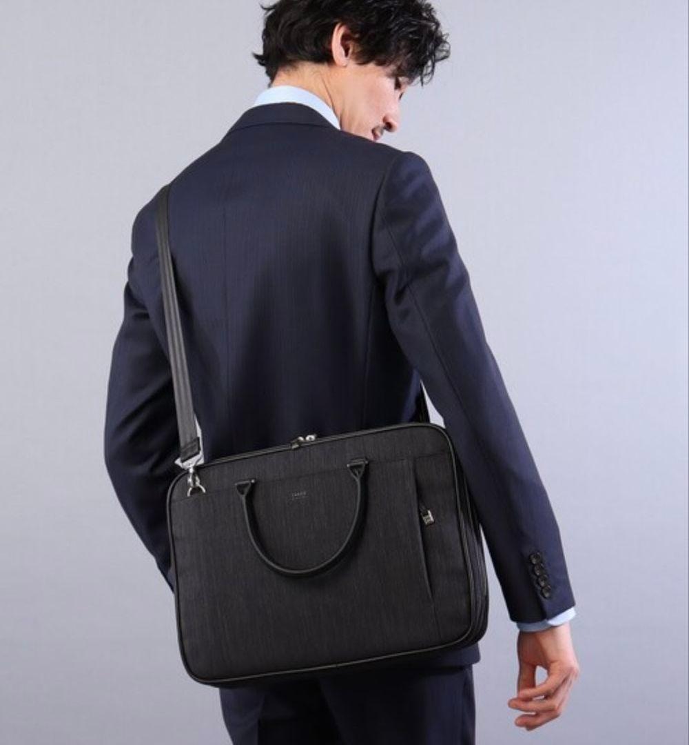 タケオキクチ　ヘアライン スリム ブリーフケース