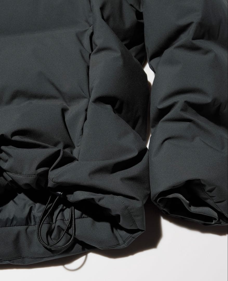 UNIQLO シームレスダウンパーカBLACK 4XL