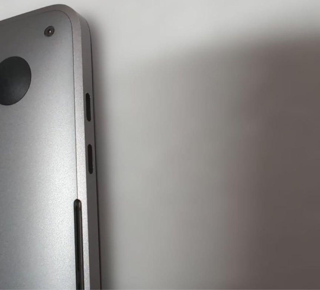 A*b様 A1989 MacBook Pro 2018 i7 16GB