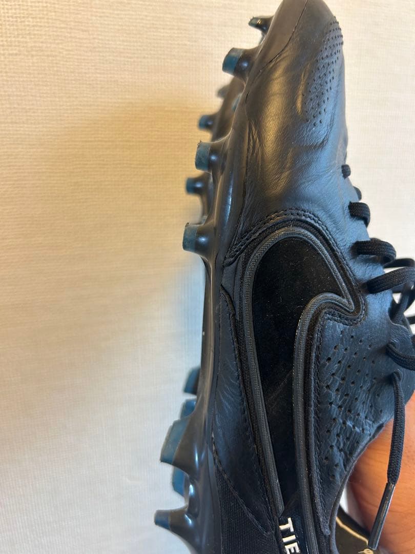 Nike Tiempo ブラック サッカーシューズFG