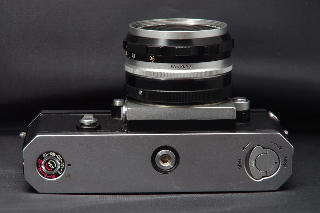 限定１台 希少 640番 ニコンF 本体 貴重チックマークレンズ 送料無料