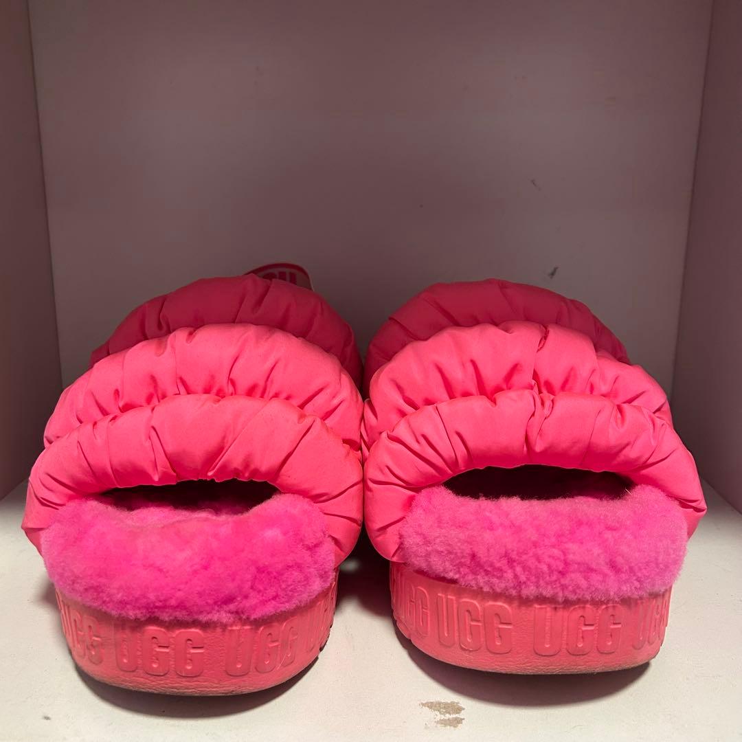 UGG アグ　スクランチータ　24cm