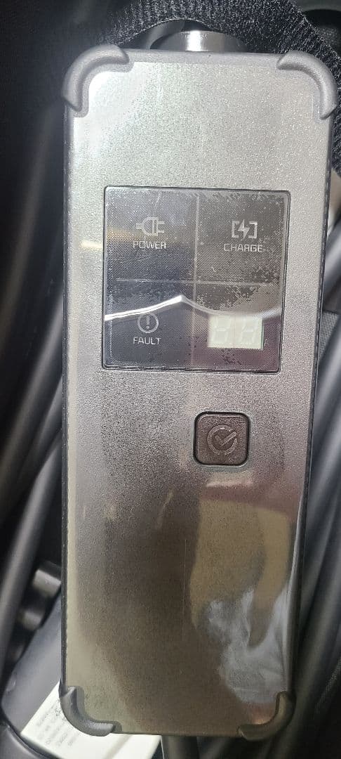 ヒュンダイ　100V　EVケーブル