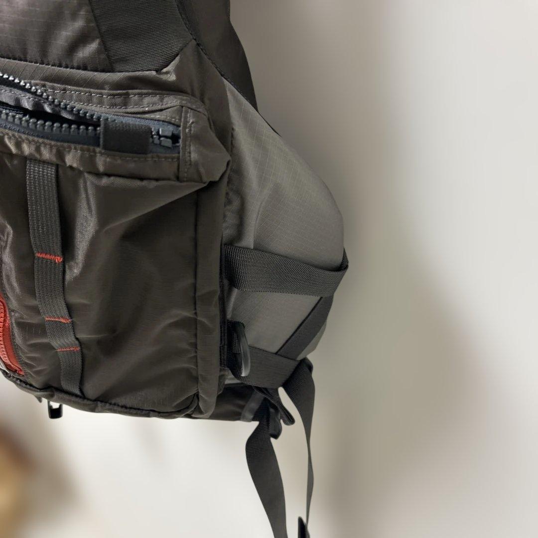 モンベル フローティング アングラーベスト 1126202