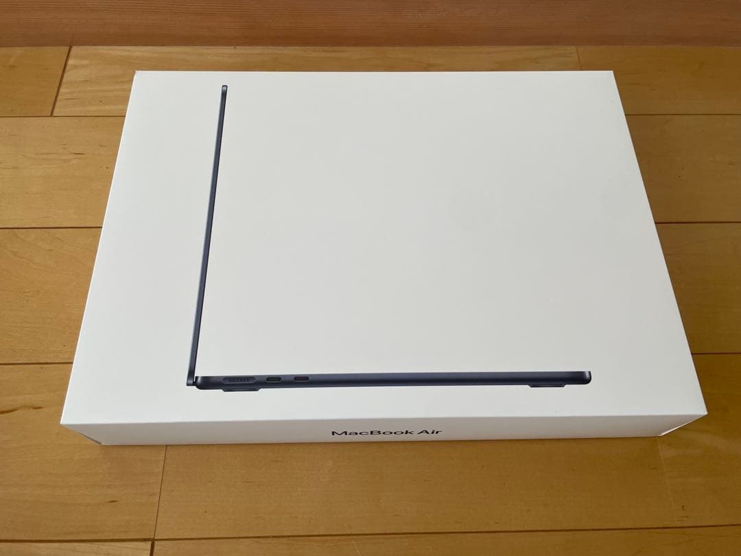 Apple M2 13インチMacBook Air ミッドナイト+おまけ有り