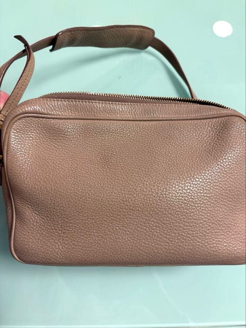 プラダ PRADA 斜めがけショルダーバッグ レザー　ベージュ　ゴールド