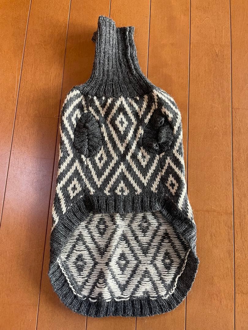 ALQOWASI PETニット