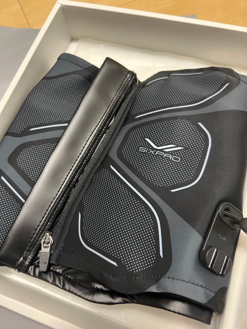 シックスパッド　コアベルト2 Mサイズ