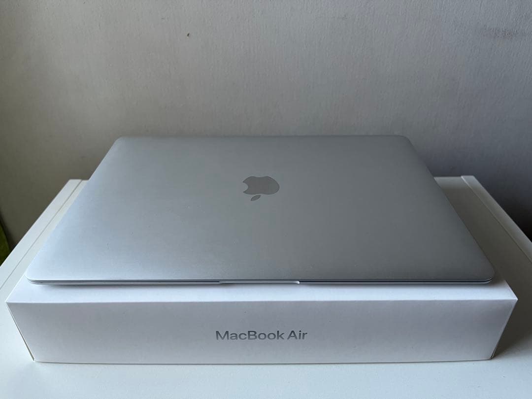 MacBook Air M1 2020 13インチ 8GB 256GB