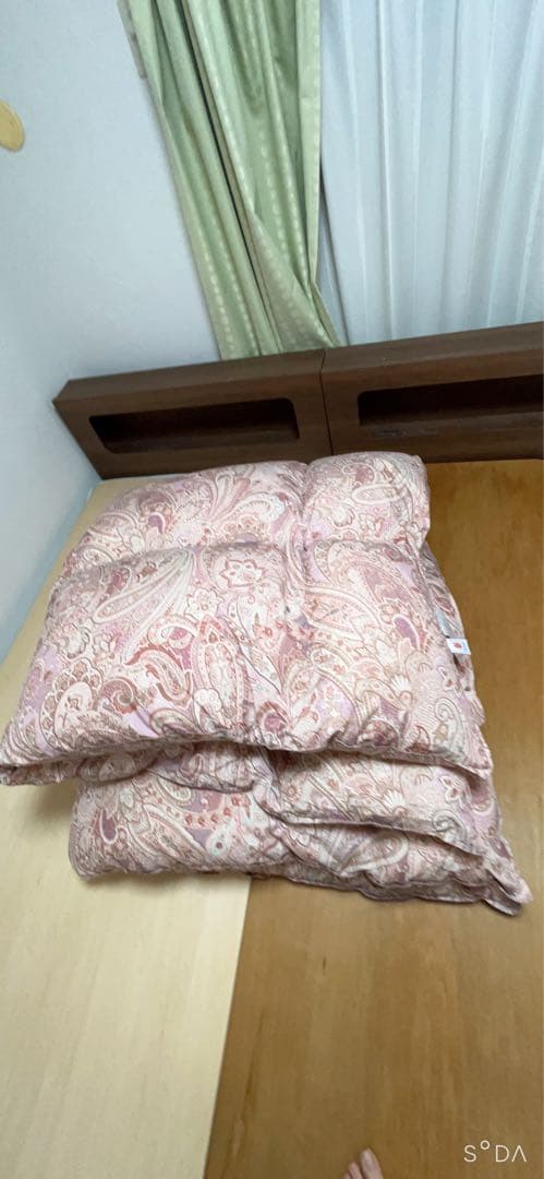 西川の羽毛掛け布団　ダブルロング　ハンガリーホワイトダック1.7kg使用