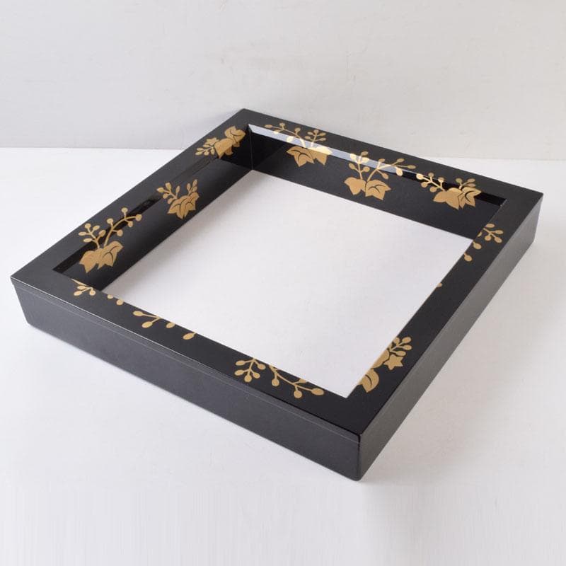 茶道具　塗師　松永松寛作　花草蒔絵　炉縁　共箱　V　8521A