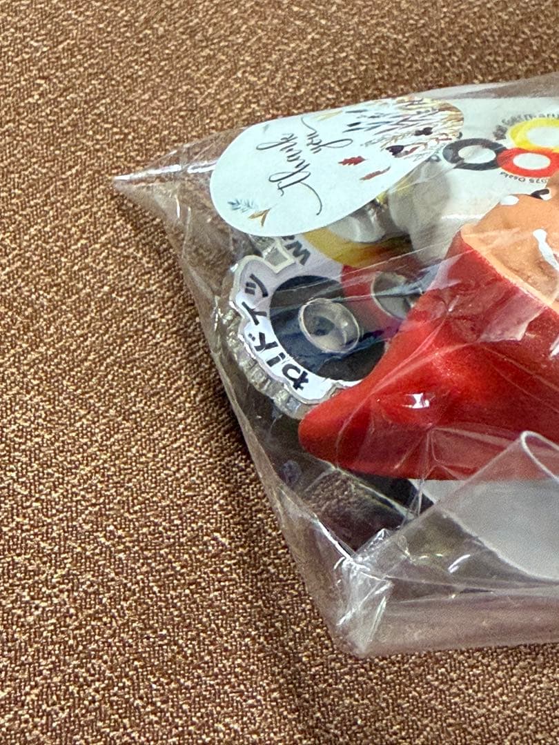 EXPO2025 大阪関西　万博 ドイツ ピンバッジ付き　陶芸人形