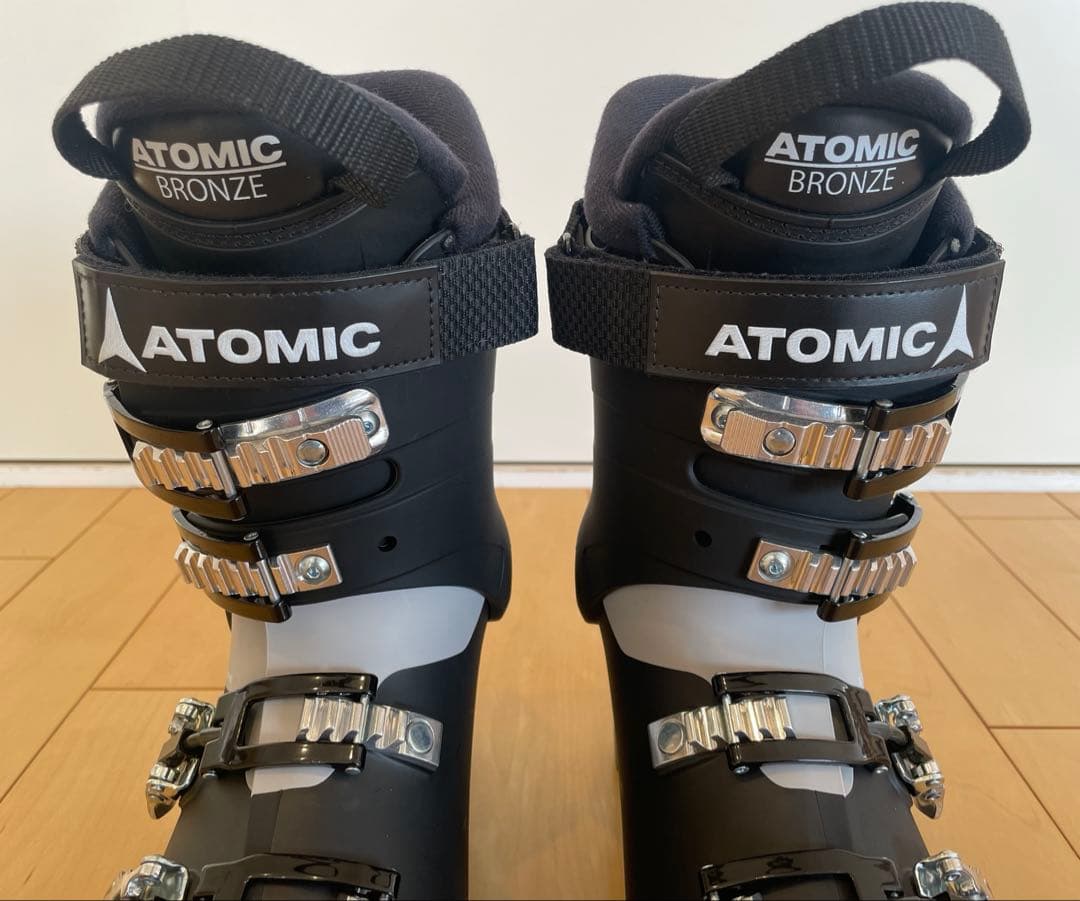 ATOMIC 初心者向けスキーブーツ hawx r75 MAGNA 23.5cm