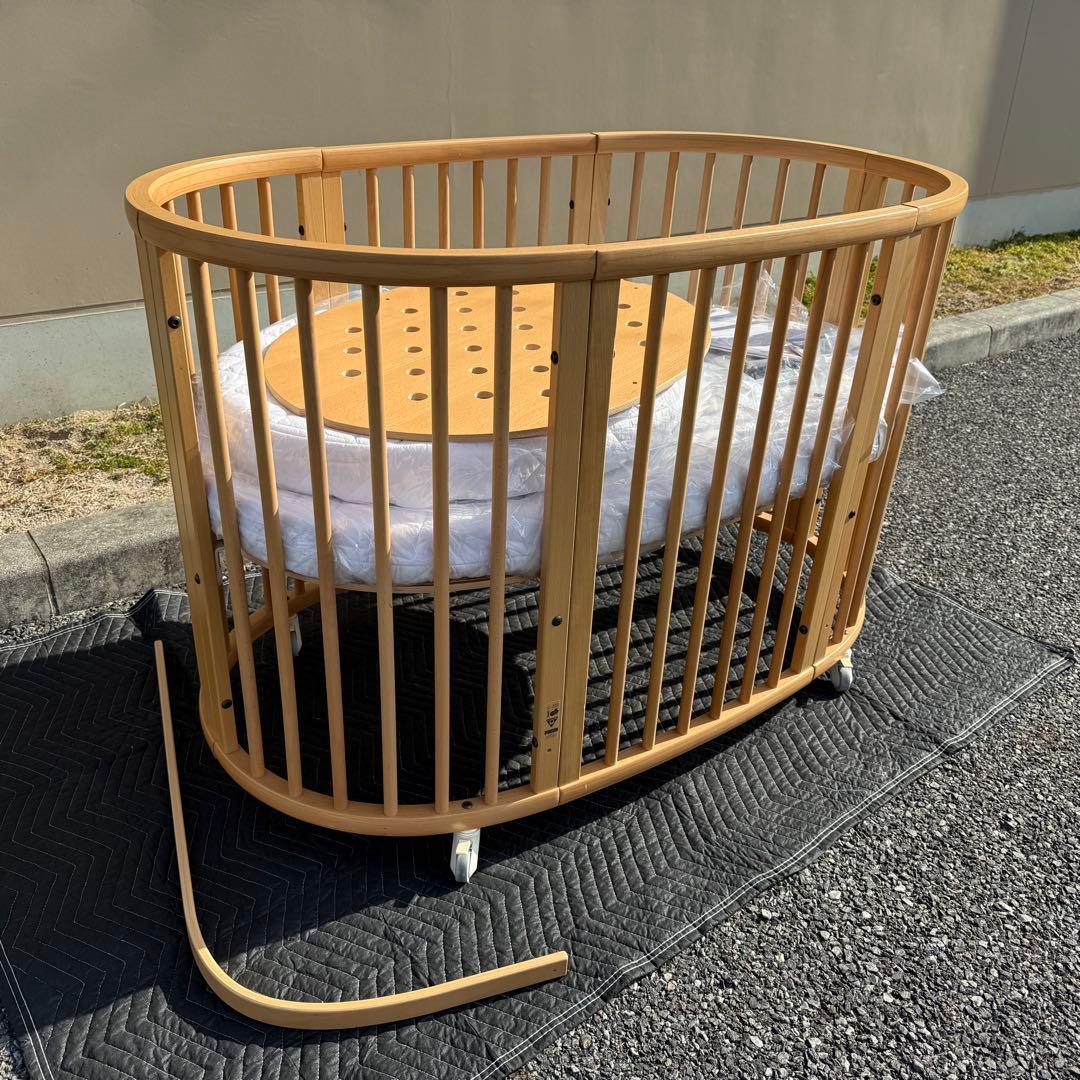 ① ストッケ スリーピー ベビーベッド 木製 ナチュラル V2