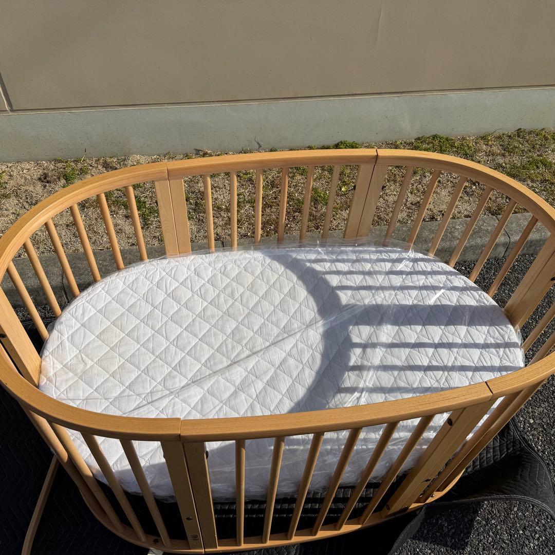 ① ストッケ スリーピー ベビーベッド 木製 ナチュラル V2