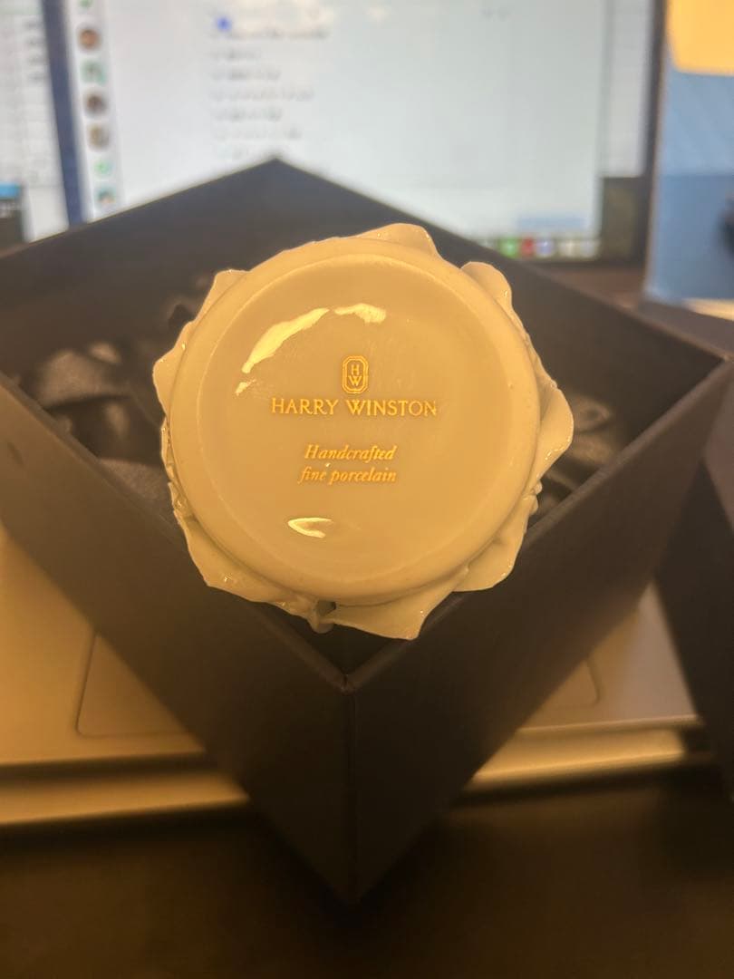 ハリーウィンストン　花瓶　一輪挿し