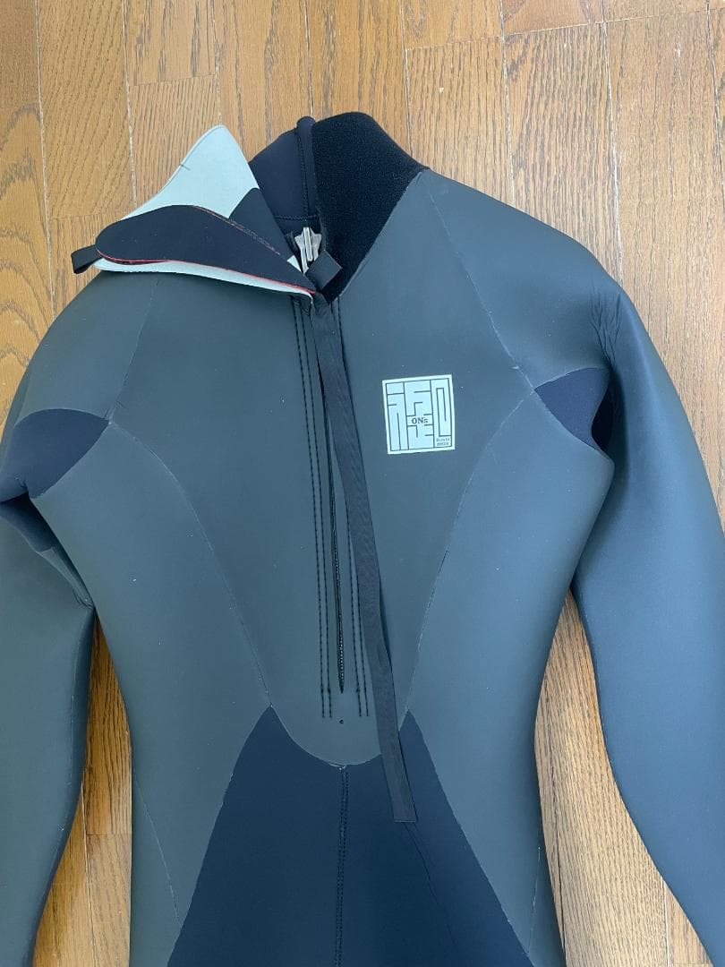 【試着のみ】ON's（オンズ）size:ML　セミドライ　3/5　ウエットスーツ