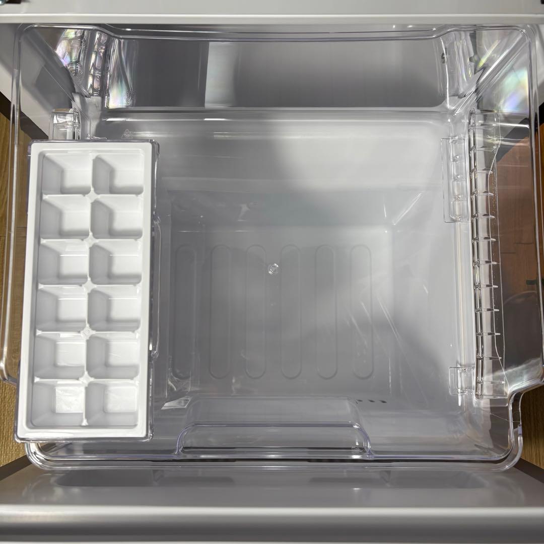 2023年製 冷蔵庫 一人暮らし 単身用 小型 3ヶ月保証付き ガラスドア 高級