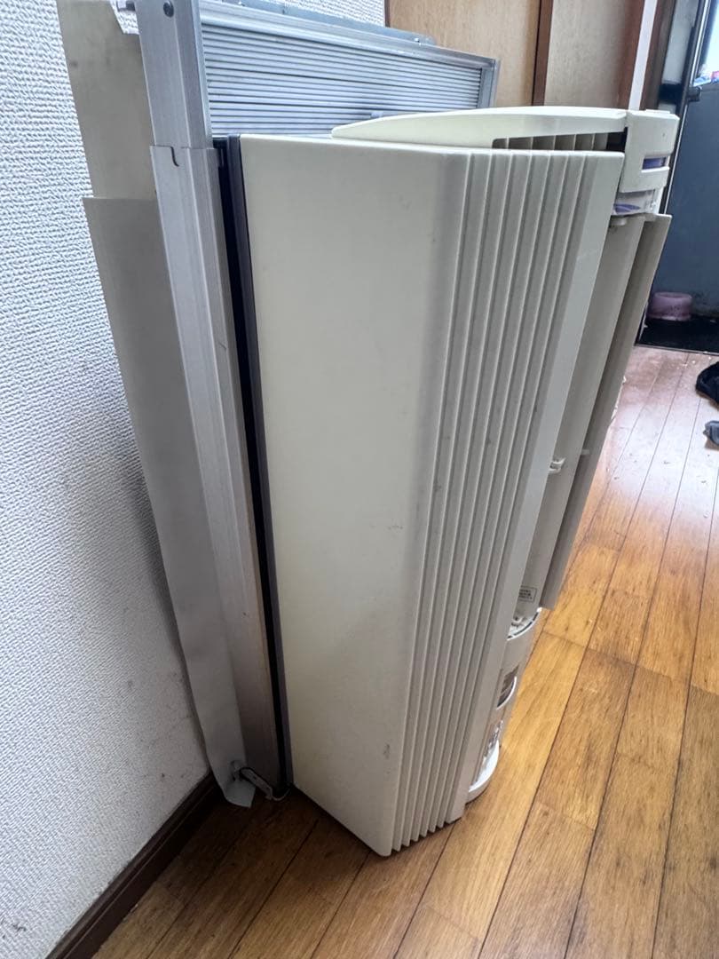 24時だけ！TOYOTOMI 窓用エアコン TIW-A18K リモコン付き枠付き