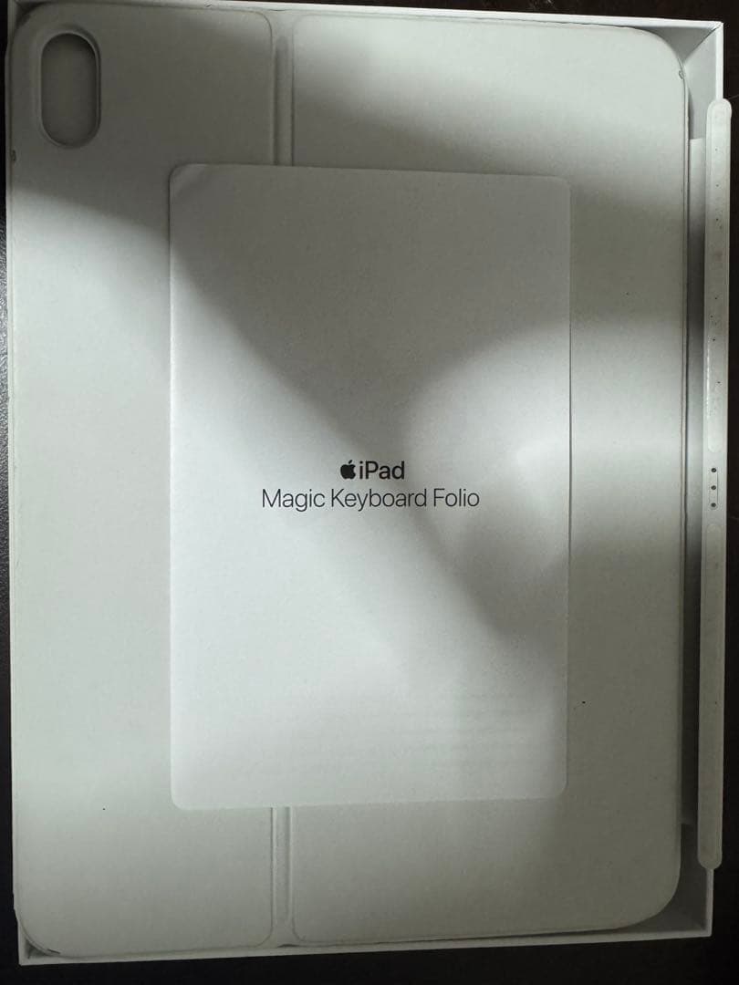 iPad Magic Keyboard Folio ホワイト