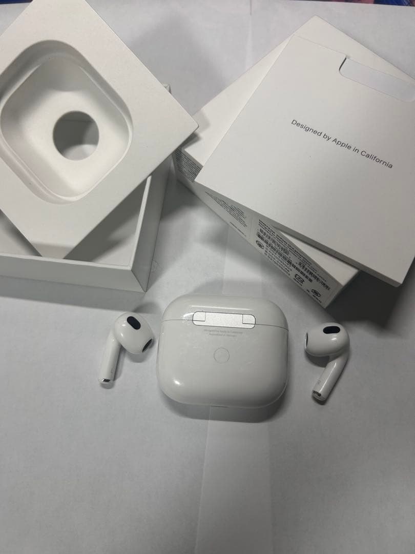 Apple airpods 第3世代 純正 本体 外箱あり