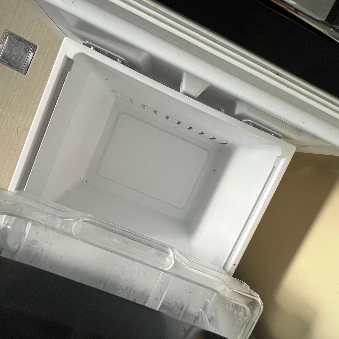 Hisense 冷蔵庫 黒. HD-D15CB