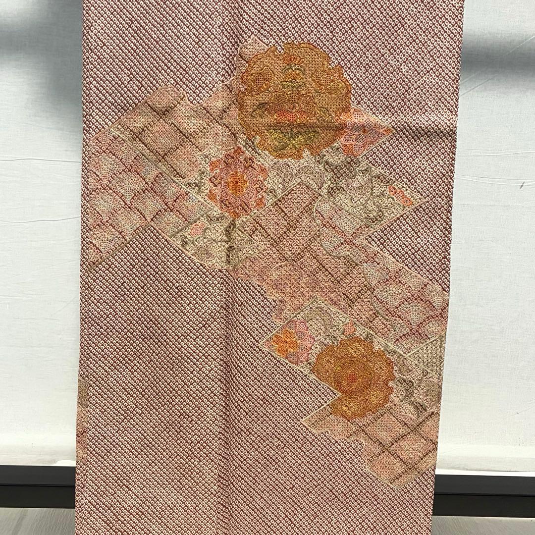 D179訪問着　総絞り総刺繍　汕頭・蘇州　正絹着物　袷　しつけ糸付き未使用極美品