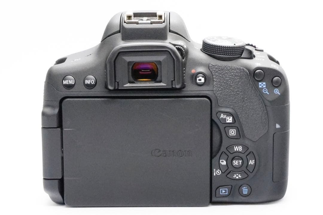 Canon kiss X8i ダブルズームキット　一眼