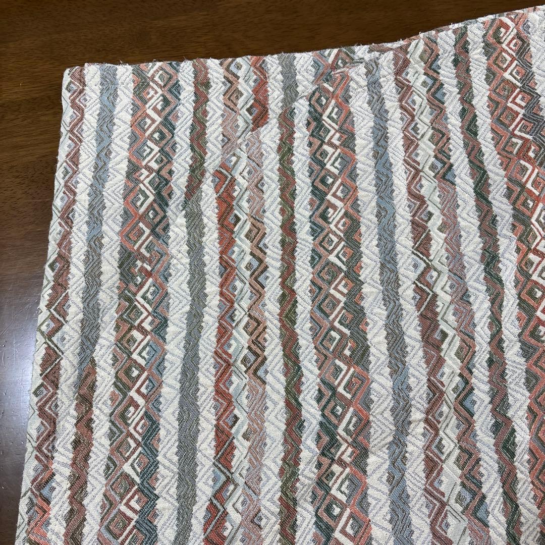 川島織物 幾何学模様ベットカバー