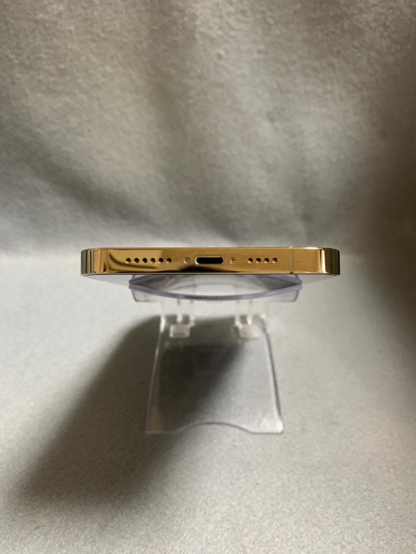 超美品　国内版　SIMフリー　iPhone13 Pro Max 1TB ゴールド