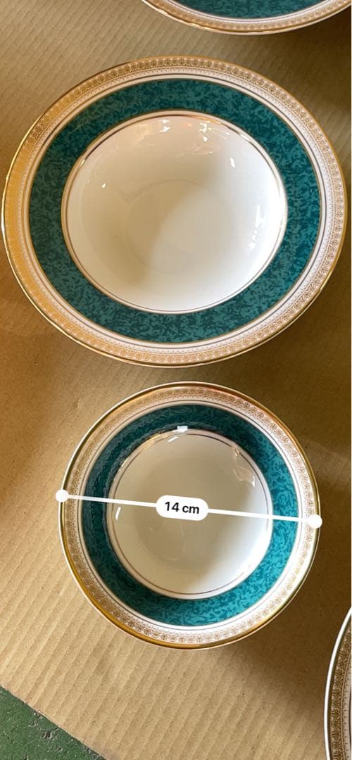 023ロイヤルドルトン プレートセット金彩　   未使用