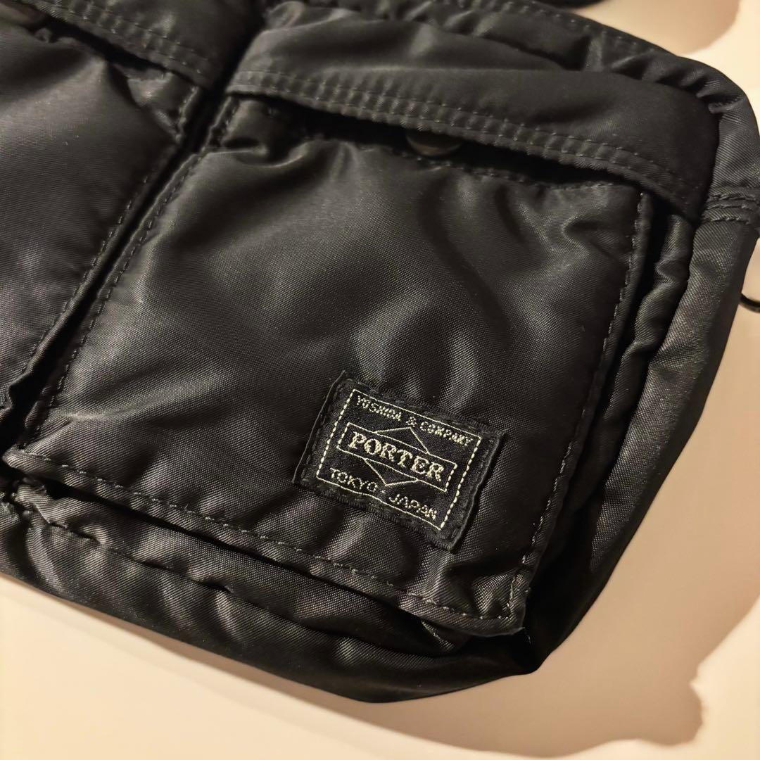 【極美品、数回使用のみ】ポーター タンカー ショルダーバッグ コンパクト 黒