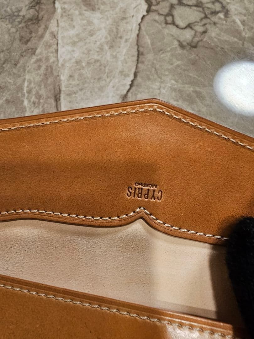 (値下OK)【CYPRIS：キプリス】オイルシェルコードバン（定価37400円）