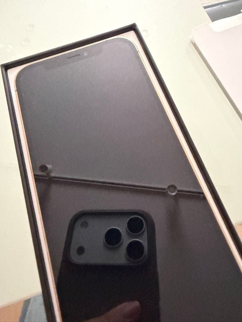 iPhone 12Pro 256Gゴールド