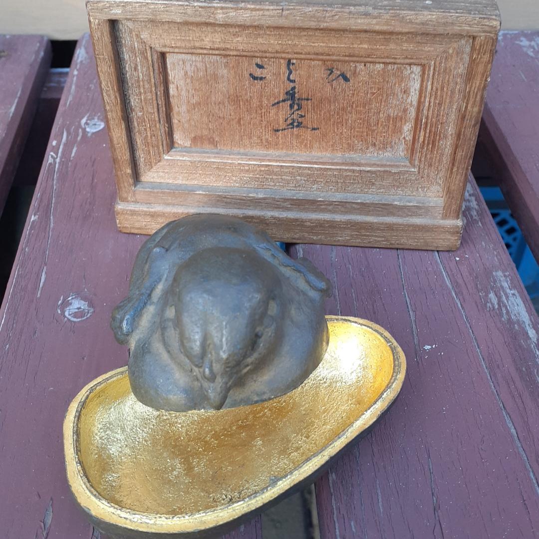 茶道具　鋳銅造り　ひよこ　香盆　香合　金箔　共箱　アンティーク　時代物