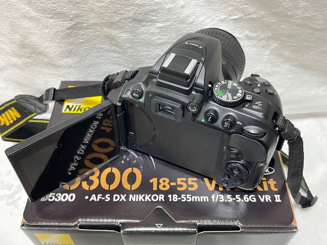 デジタルカメラ Nikon D5300