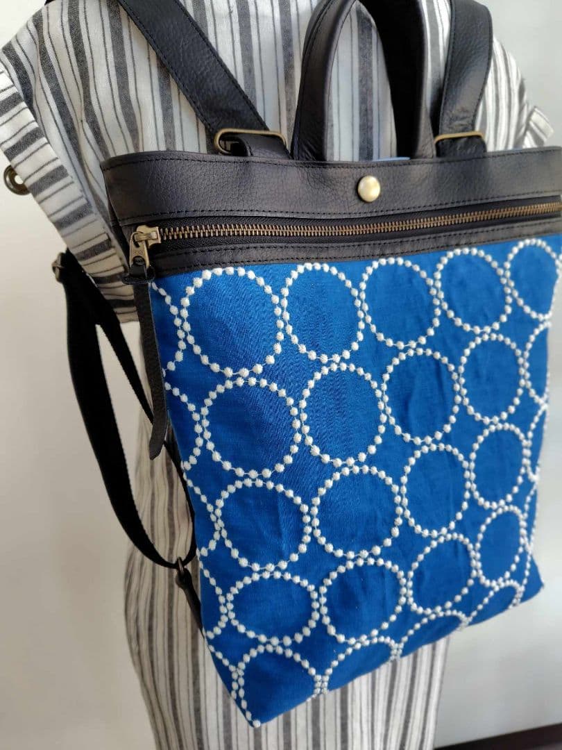 ミナペルホネン/2025tambourineタンバリンブルー/A４トートリュック