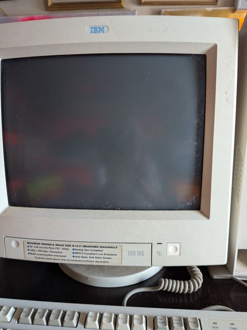 IBM Aptiva デスクトップPC 15インチモニター