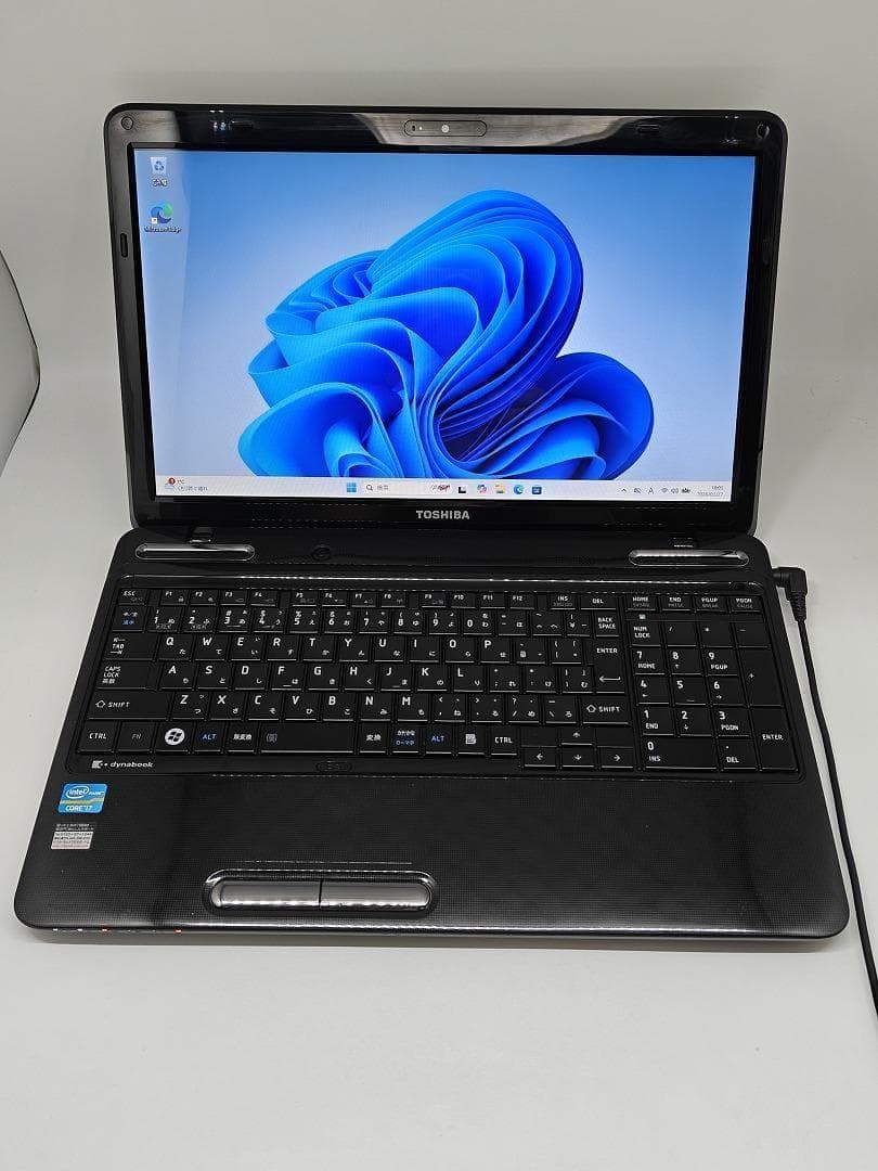 【東芝】爆速 Corei7/新品SSD256GB ノートパソコン C10