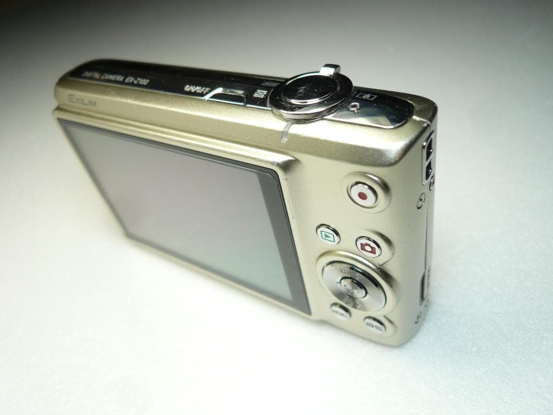 CASIO★EX-Z100⭕️安心の実働品❤️美しい★1010万画素★光学4倍