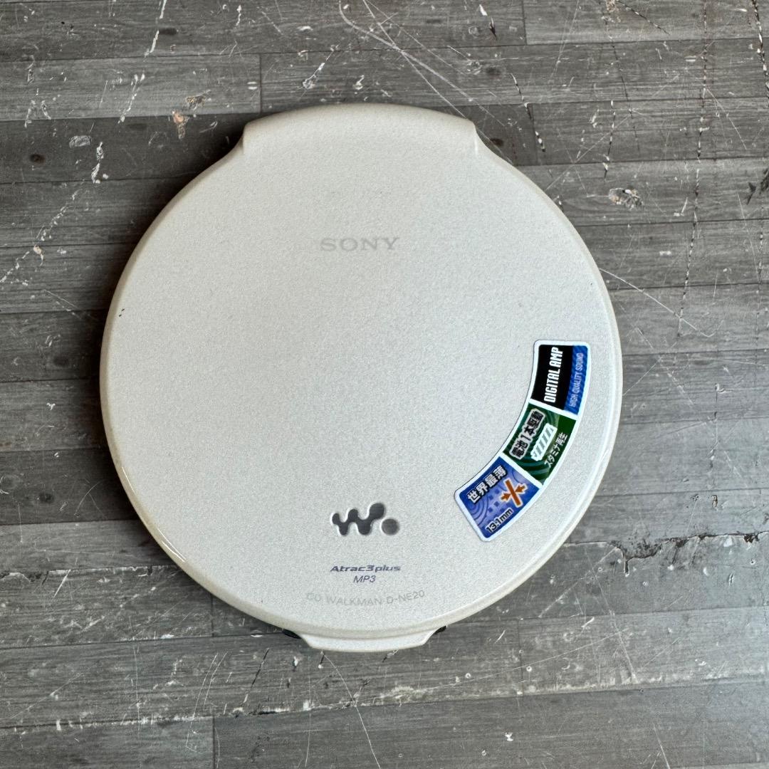 SONY ソニー CDウォークマン D-NE20 2007年製 動作品