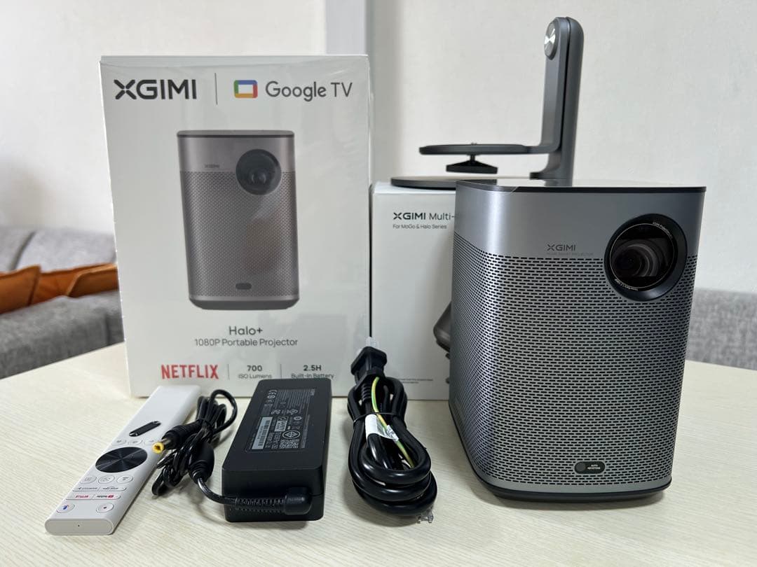 XGIMI Halo+（New） Netflix対応　スタンド付　プロジェクター