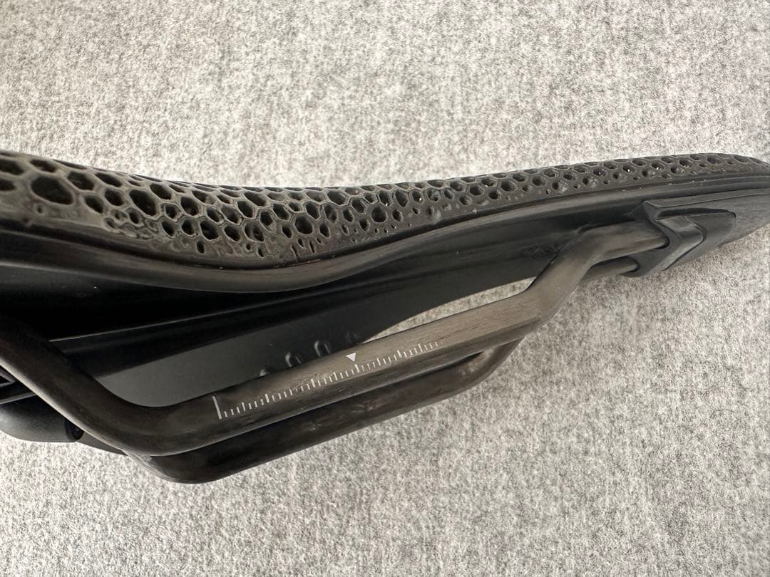 fizik フィジーク アンタレス VERSUS EVO R1 ADAPTIVE